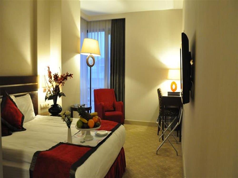 Hotel Niza Park